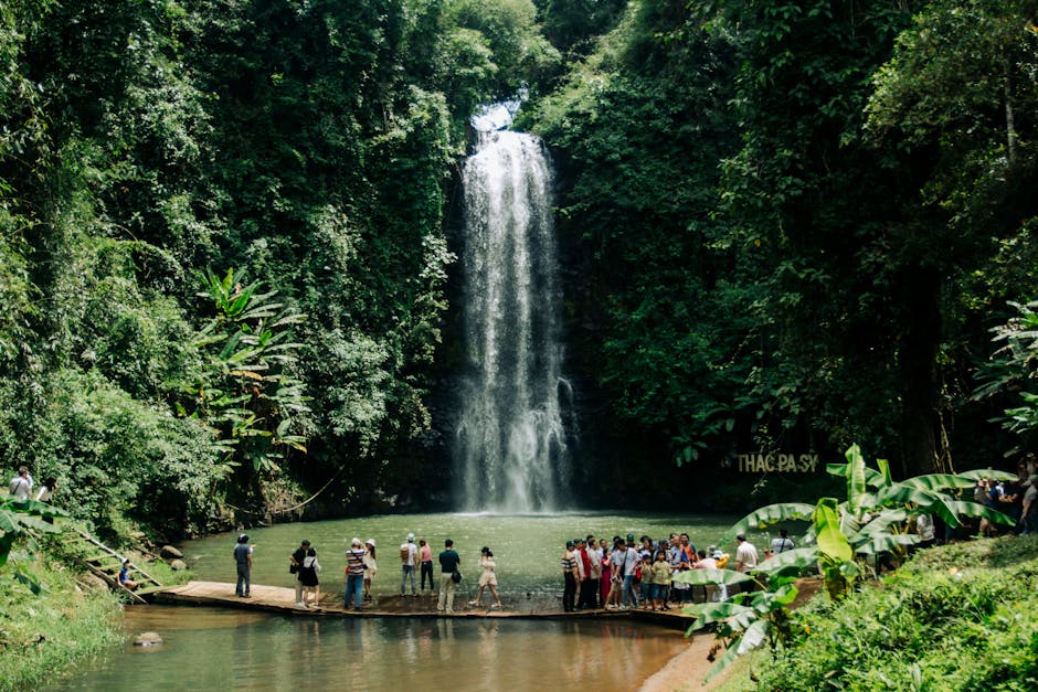 Địa điểm du lịch ít người biết Việt Nam: 10 nơi đẹp mê hồn